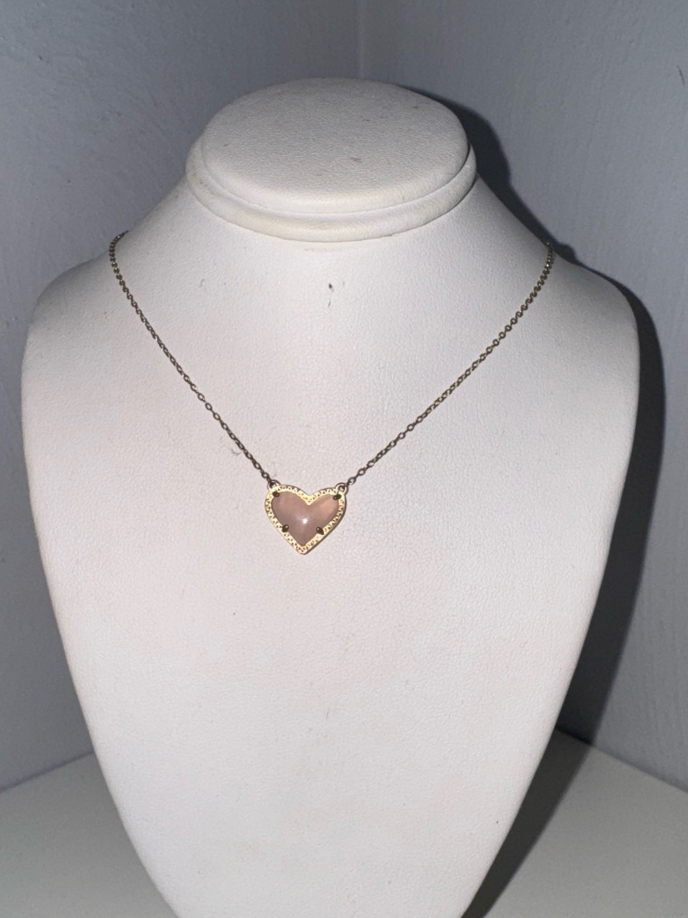Gold Heart Pendant Necklace with Pink Stone